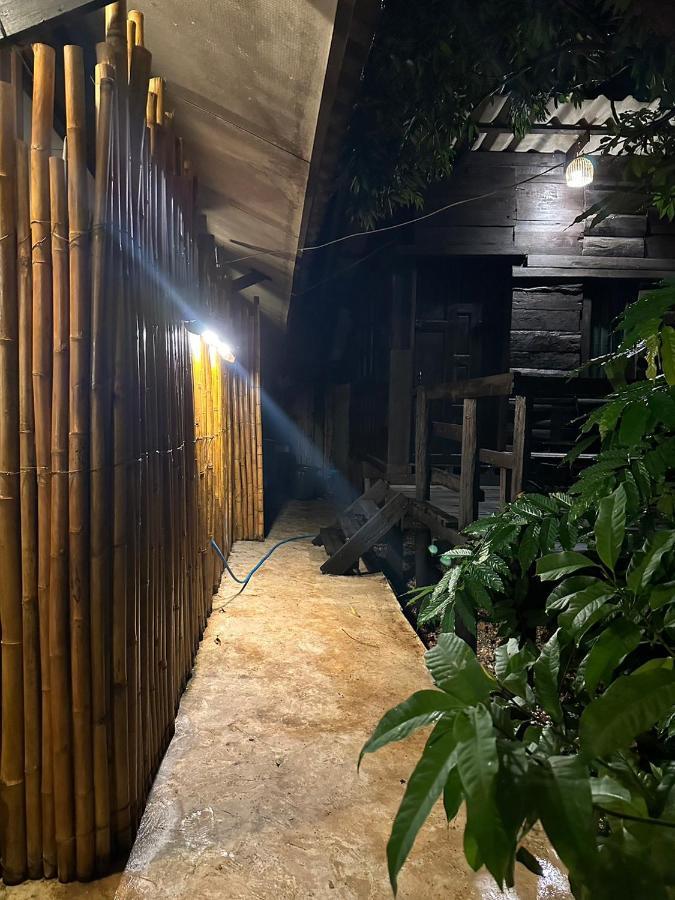 The Legend Homestay. Mae Ai Экстерьер фото